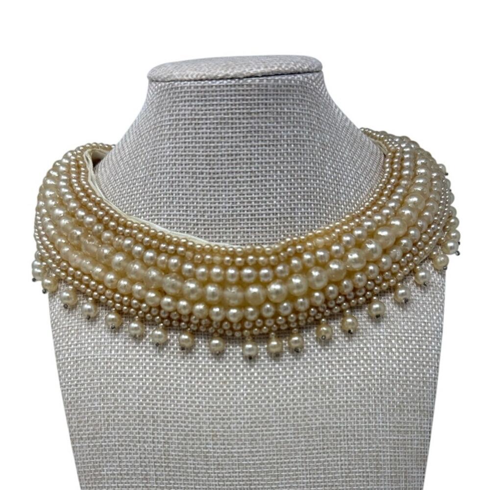 Vintage 40s Faux Pearl Beaded Collar Necklace Ivory Satin Bib 15.5ā